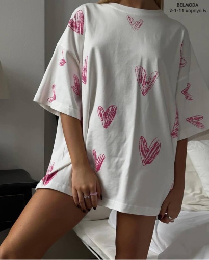 Нежные и милые футболки-оверсайз с сердечками САДОВОД официальный интернет-каталог